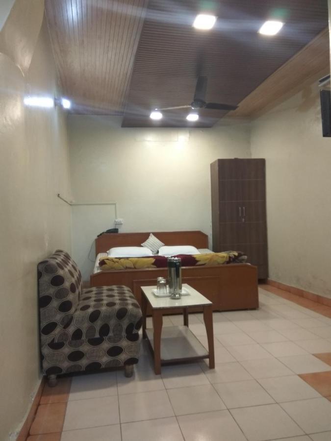 Hotel Palace Amritsar Dış mekan fotoğraf