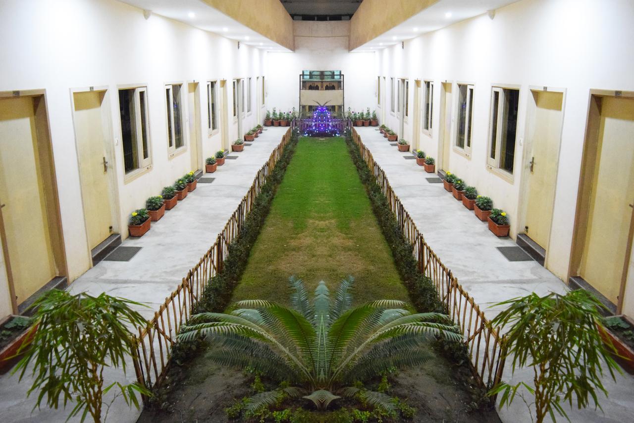 Hotel Palace Amritsar Dış mekan fotoğraf
